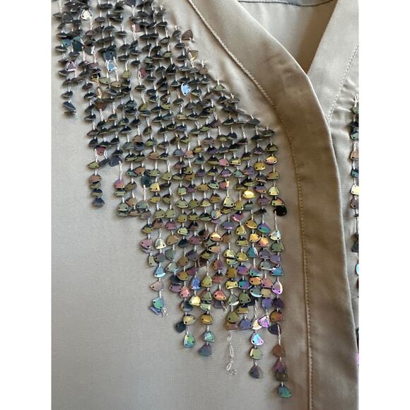 Chico’s Size 0 (4) Gray Collar Button Down with Iridescent Multicolor Sequin - Picture 3 of 9